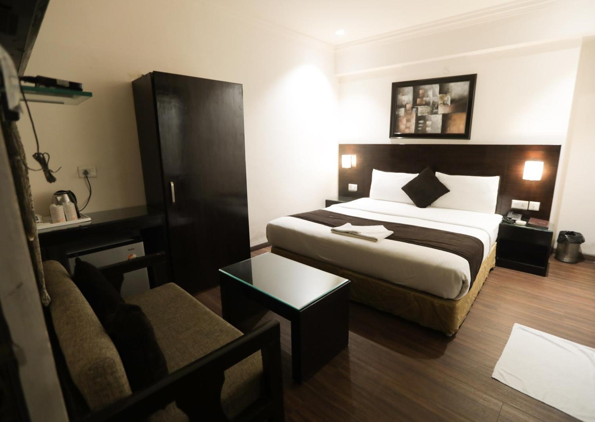 Anr Hotels Lucknow Luaran gambar