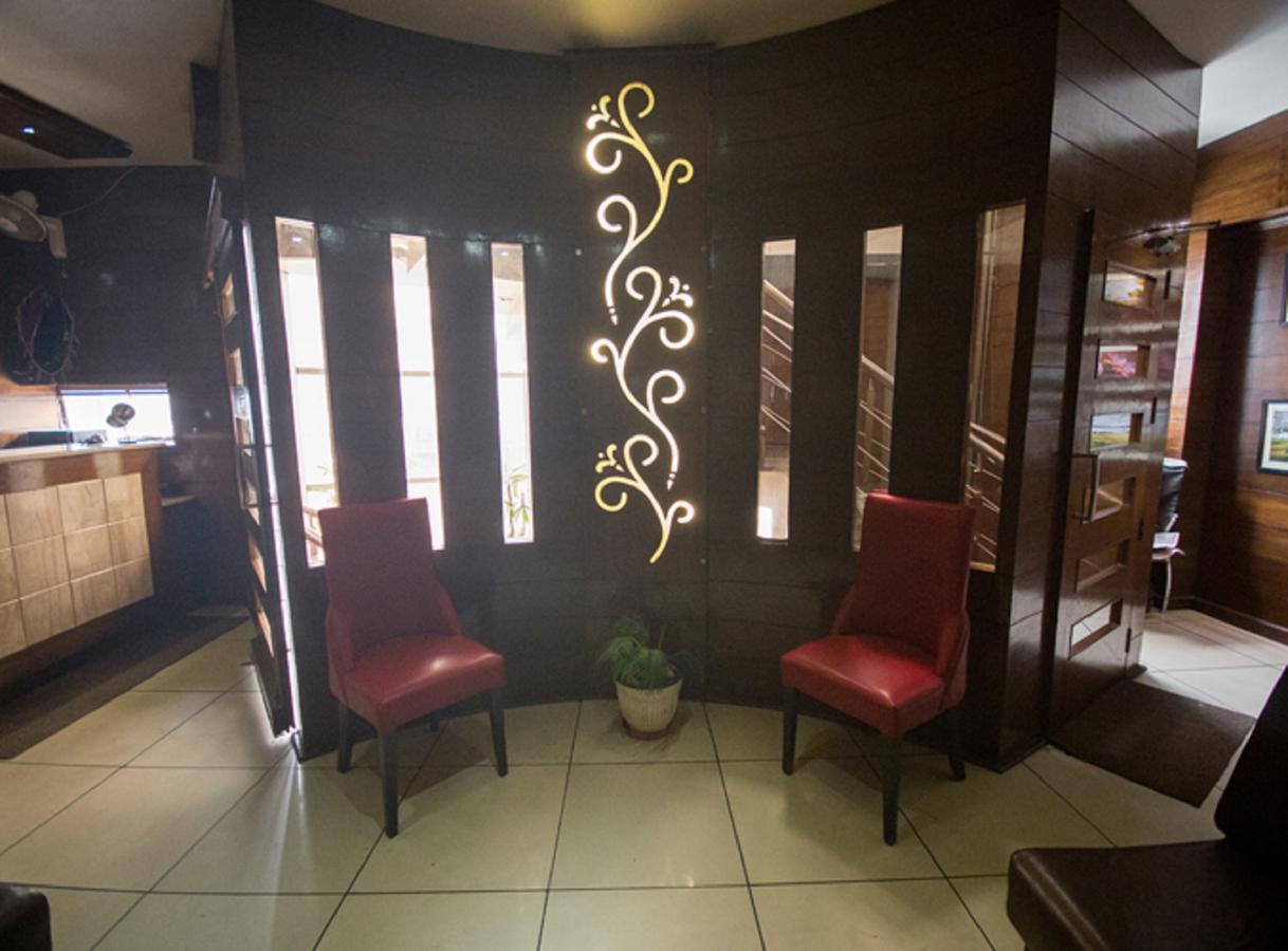 Anr Hotels Lucknow Luaran gambar