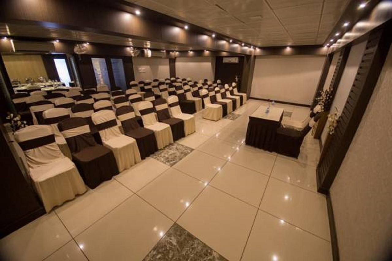 Anr Hotels Lucknow Luaran gambar