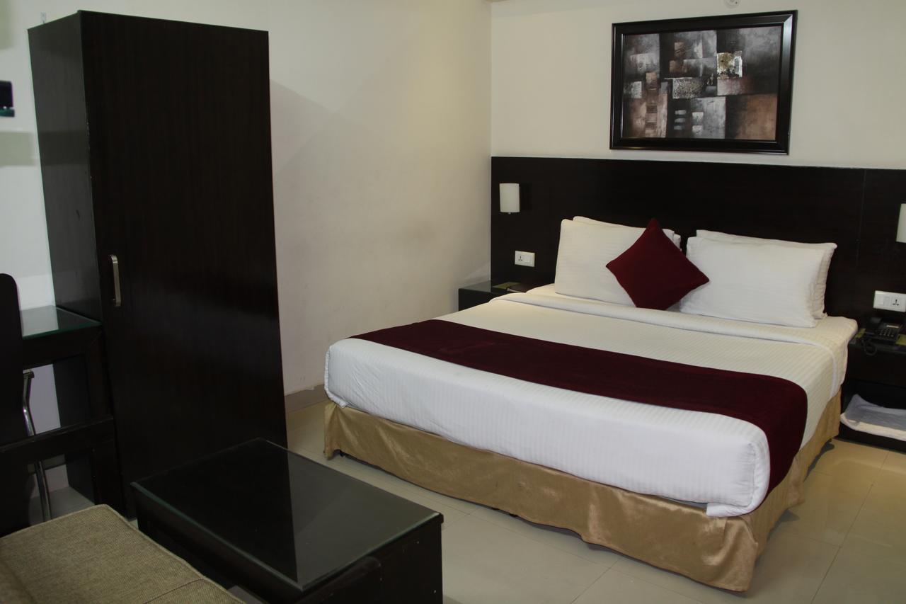 Anr Hotels Lucknow Luaran gambar